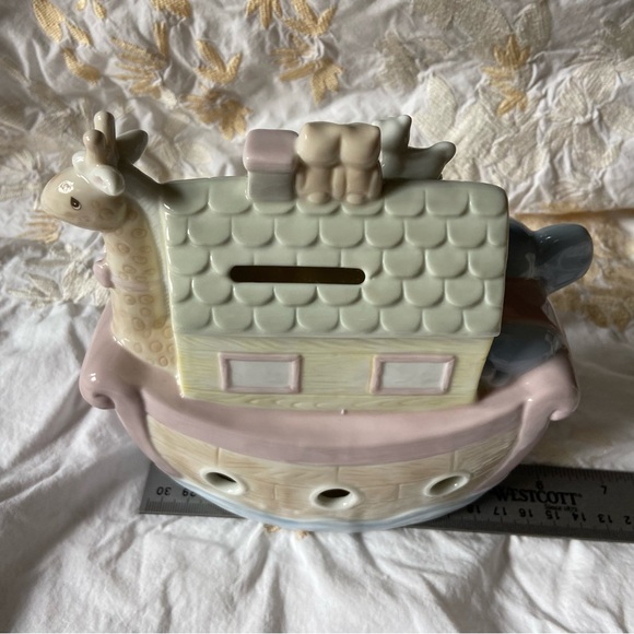 Mint Precision Moments Porcelain Figurines-Noah’s Ark Bank & Little Girl w/Goose - Picture 13 of 16